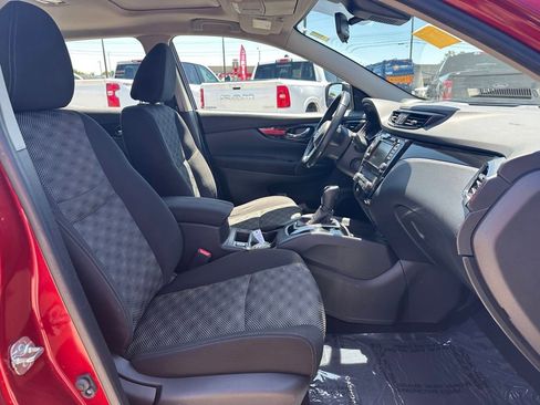Used 2019 Nissan Rogue Sport S FWD image 18