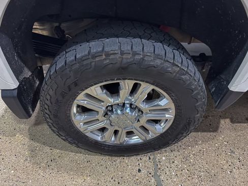 Used 2022 GMC Sierra 2500 Denali AWD/4WD image 30