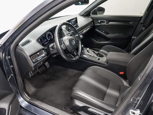 Used 2023 Honda Civic Sport image 17