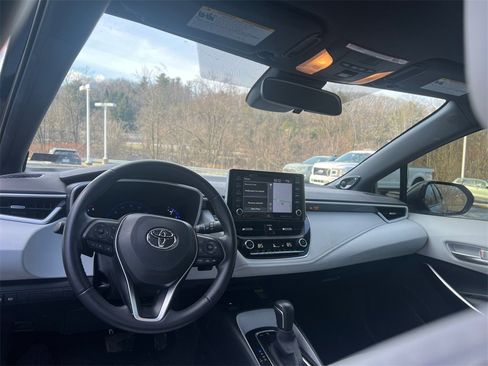 Used 2021 Toyota Corolla XSE w/ XSE Preferred Package image 27