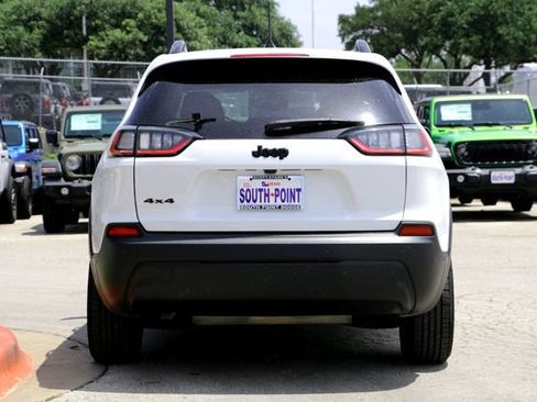 Used 2023 Jeep Cherokee Altitude Lux AWD/4WD image 6
