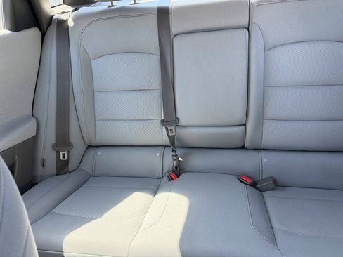 Used 2016 Chevrolet Malibu LT FWD image 20