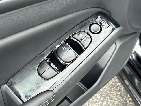 New 2025 Nissan Altima 2.5 SL image 11