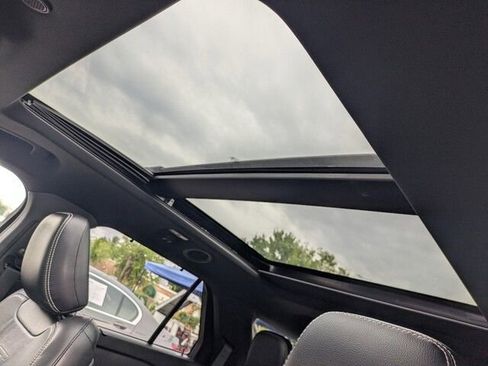 Used 2020 Ford Explorer ST w/ ST High-Performance Pack image 13