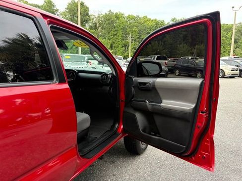 Used 2021 Toyota Tacoma SR w/ SR Convenience Package RWD image 29