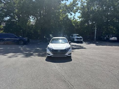 Certified 2025 Nissan Versa SR w/ Trunk Package FWD image 2