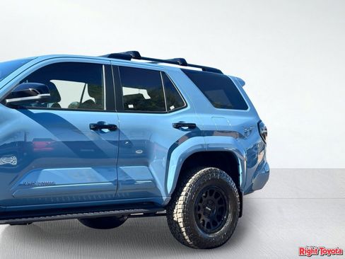 Used 2026 Toyota 4Runner Platinum AWD/4WD image 8
