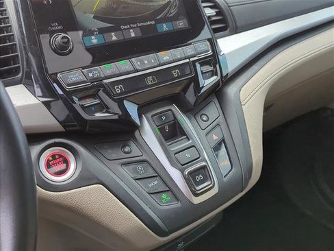 Used 2020 Honda Odyssey Touring image 15