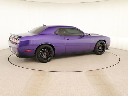 Used 2016 Dodge Challenger SRT Hellcat RWD image 7