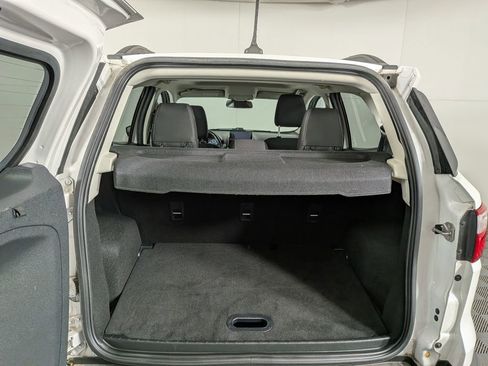 Used 2020 Ford EcoSport SE image 10