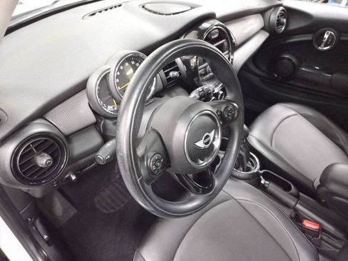 Used 2016 MINI Cooper 2-Door Hardtop FWD image 31