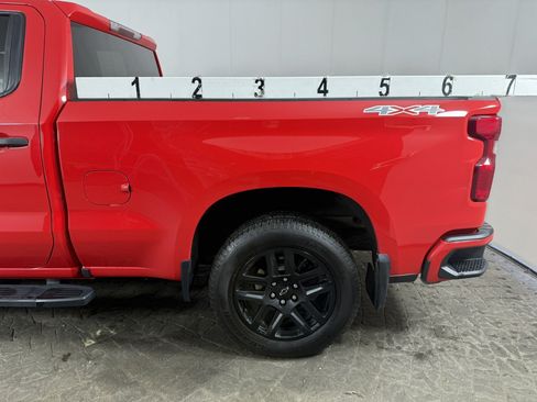Used 2024 Chevrolet Silverado 1500 Custom w/ LPO, Dark Essentials Package AWD/4WD image 5