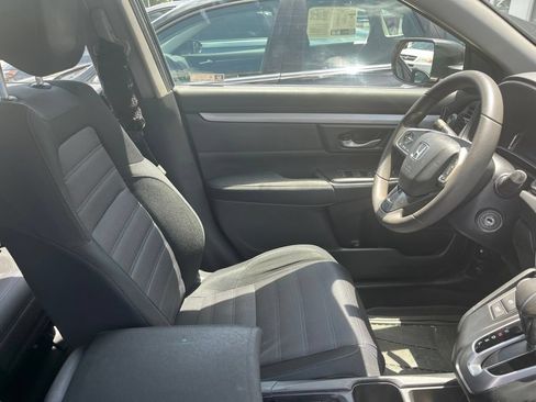 Used 2019 Honda CR-V LX image 4