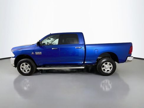 Used 2017 RAM 2500 SLT w/ Luxury Group AWD/4WD image 4