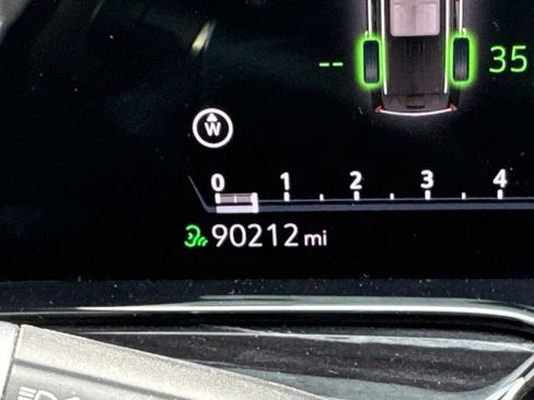 Used 2021 Cadillac Escalade Sport w/ Driver Assist Tech Package image 33