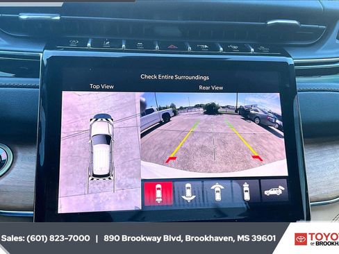 Used 2025 Jeep Grand Cherokee L Summit AWD/4WD image 17