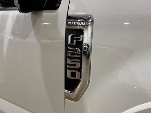 Used 2022 Ford F250 Platinum w/ Tremor Off-Road Package AWD/4WD image 59