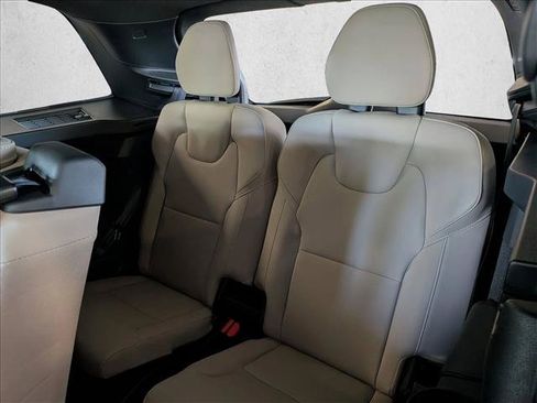 New 2026 Volvo XC90 T8 Core AWD/4WD image 18