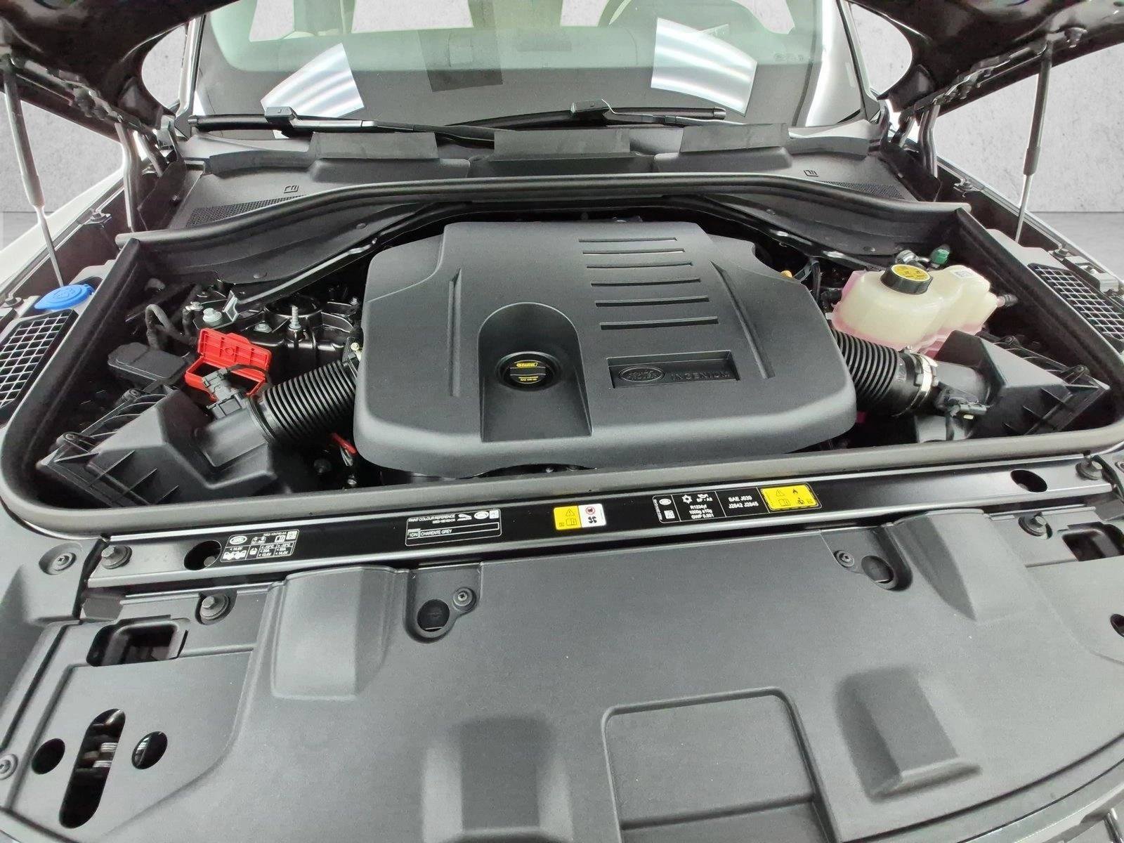 New 2027 Land Rover Range Rover SE AWD/4WD image 17