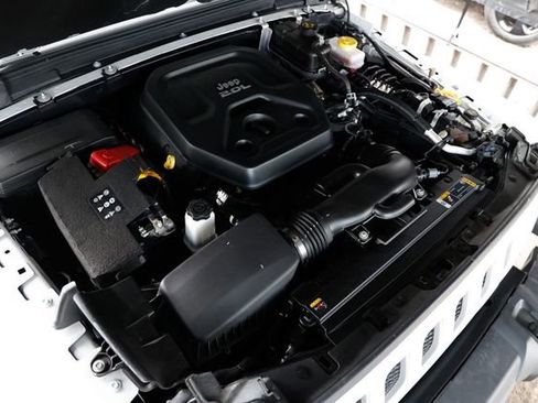 Used 2022 Jeep Wrangler Unlimited Sahara w/ Cold Weather Group image 46