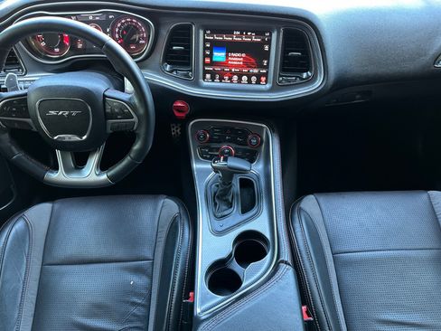 Used 2016 Dodge Challenger SRT Hellcat RWD image 15