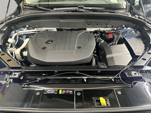 Used 2024 Volvo XC60 B5 Plus AWD/4WD image 26