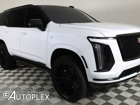 Used 2026 Cadillac Escalade Sport w/ Touring Package AWD/4WD image 3