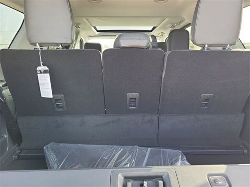 New 2025 Ford Expedition Active image 20