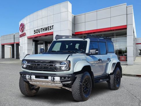 Used 2024 Ford Bronco Raptor image 2