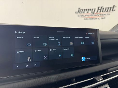Used 2025 Hyundai Santa Cruz SEL FWD image 17