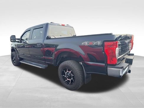 Used 2021 Ford F250 XL w/ STX Appearance Package AWD/4WD image 3