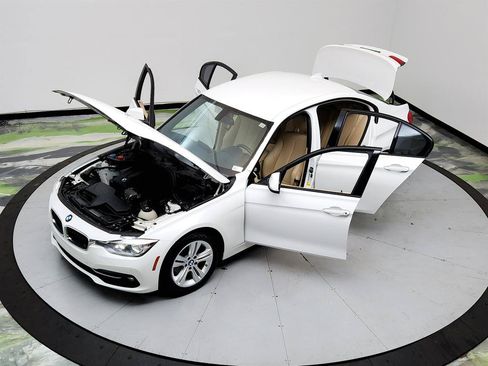Used 2016 BMW 328i Sedan RWD image 34