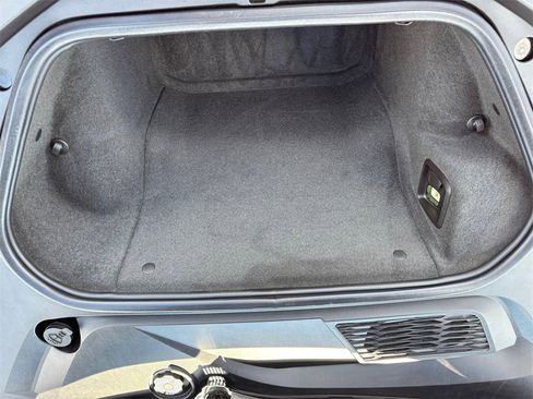 Used 2023 Chevrolet Corvette Stingray Preferred Cpe w/ Engine Appearance Package image 29