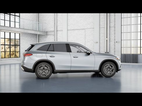 Certified 2026 Mercedes-Benz GLC 300 4MATIC image 12