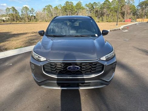 Used 2025 Ford Escape ST-Line image 11