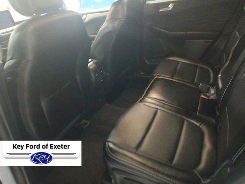 Certified 2022 Ford Escape SEL AWD/4WD image 16