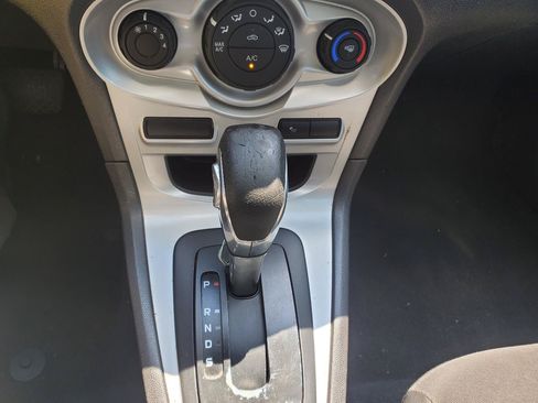Used 2018 Ford Fiesta SE FWD image 20