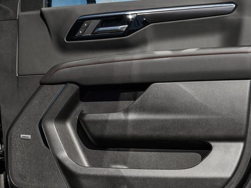 New 2026 Chevrolet Tahoe RST w/ RST Capability Package AWD/4WD image 11