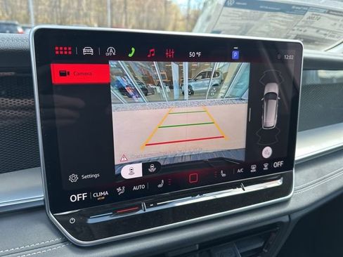 New 2026 Volkswagen Tiguan SE AWD/4WD image 18