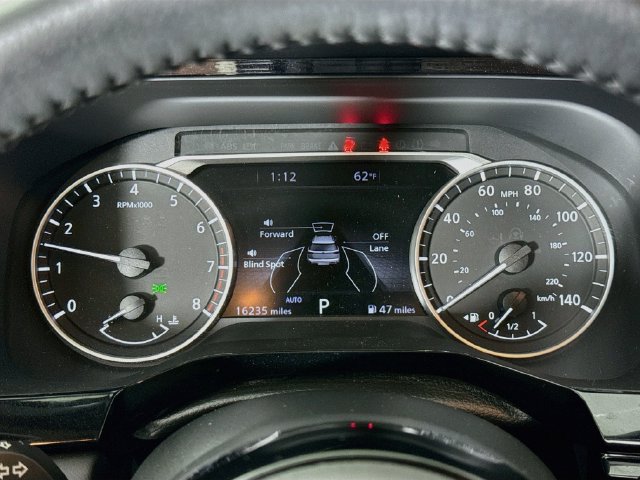 Used 2025 Nissan Pathfinder SL AWD/4WD image 12