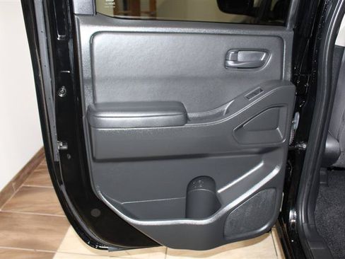 Used 2023 Nissan Frontier S AWD/4WD image 29