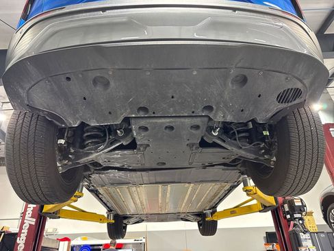 Used 2024 Chevrolet Blazer EV LT AWD/4WD image 41