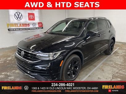 New 2024 Volkswagen Tiguan SE R-Line