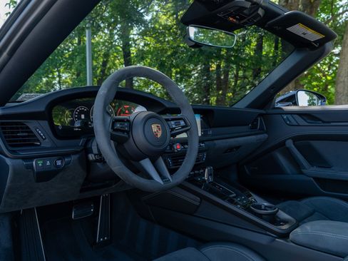 Certified 2025 Porsche 911 Carrera 4 GTS AWD/4WD image 4
