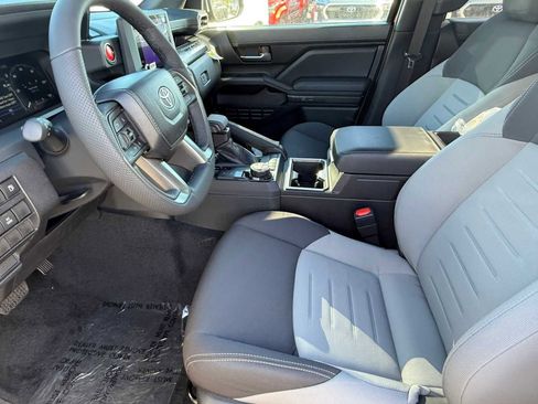 New 2025 Toyota Tacoma TRD Off-Road image 9