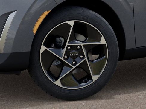 New 2025 Kia Soul EX image 9