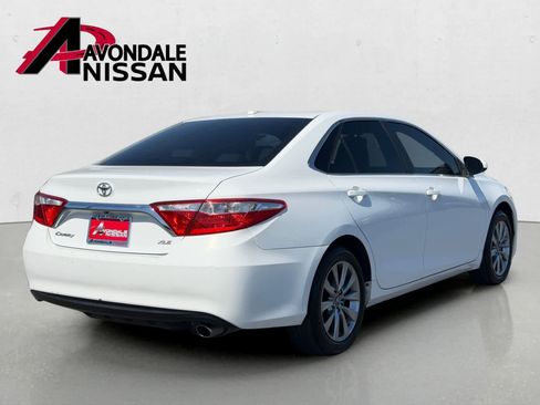 Used 2016 Toyota Camry XLE w/ Moonroof Package FWD image 6