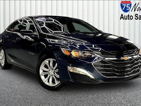 Used 2022 Chevrolet Malibu LT image 1