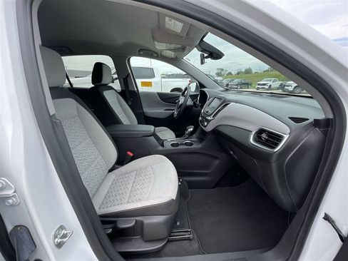 Used 2023 Chevrolet Equinox LT image 27