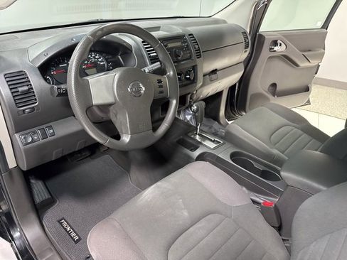 Used 2008 Nissan Frontier SE w/ Power Pkg image 8
